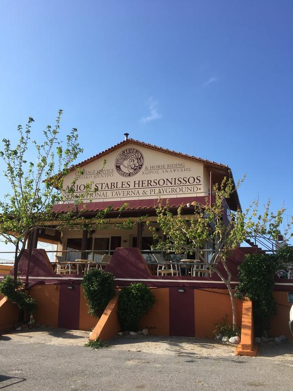 Arion Stables & Apartments Hersonissos  Luaran gambar